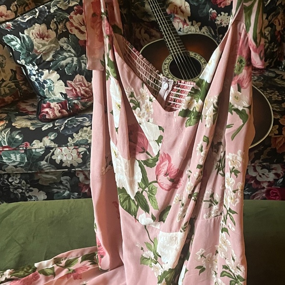 Reformation Nadira Dress in Rose Garden - Picture 4 of 6